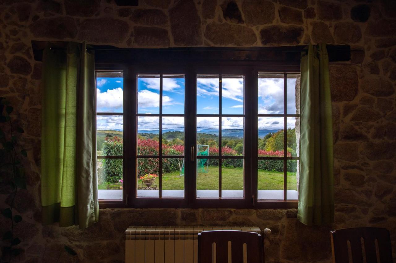 O Canto Da Terra Hostal Pantón Exterior foto